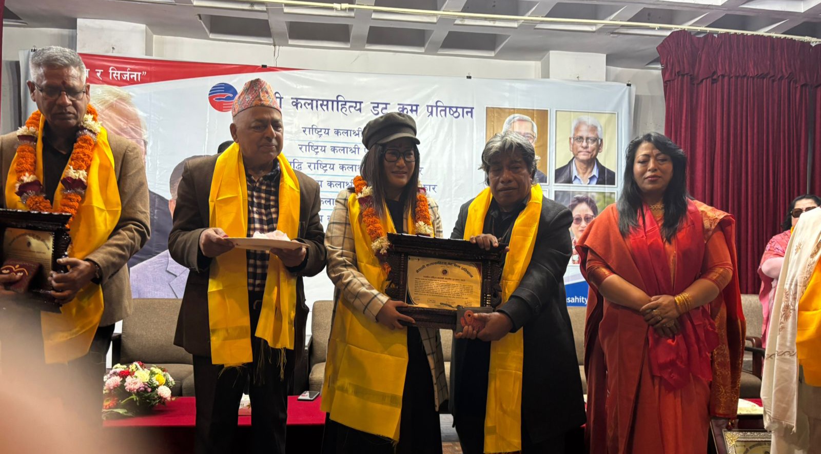 गायिका तथा संगीतकार झुमा लिम्बू पुरस्कृत